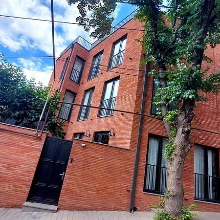 Falcon Boutique Hotel Tbilisi Exterior foto