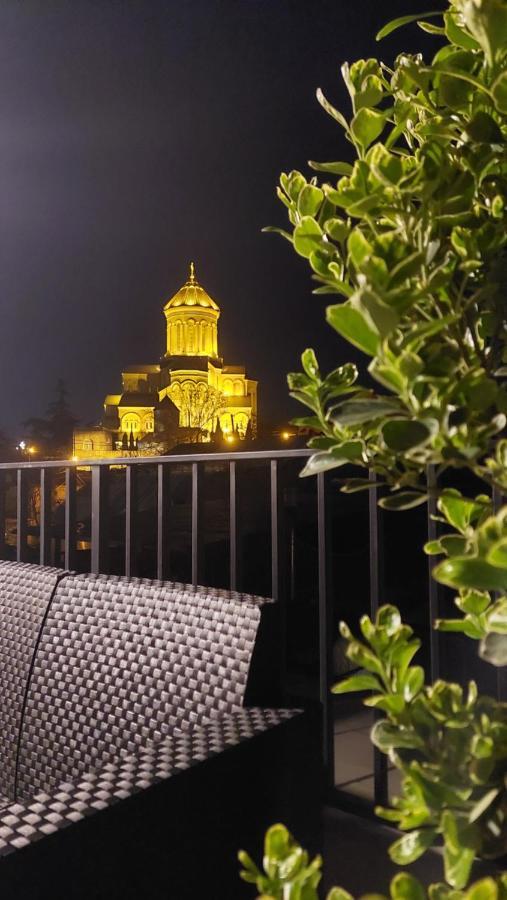 Falcon Boutique Hotel Tbilisi Exterior foto